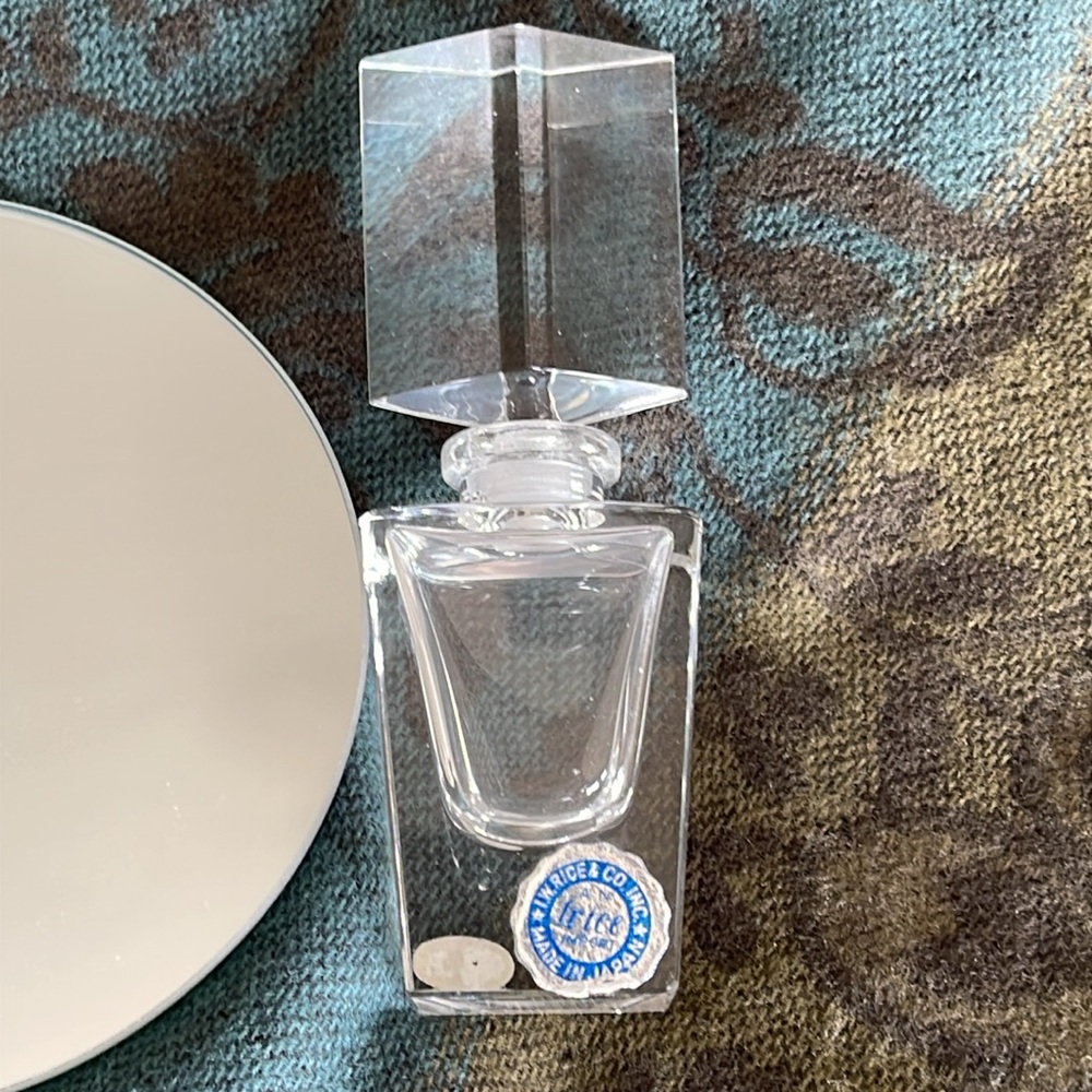 Vintage IW. Rice & Co. Elegant Clear Glass Perfume Bottle. 4 sided,stunning. EUC